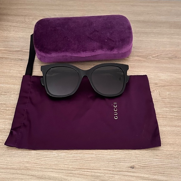 Gucci sunglasses main image 3
